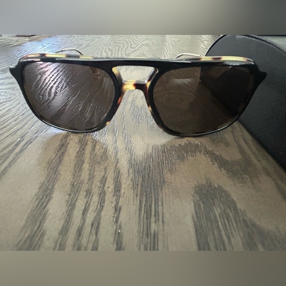 Men’s Authentic Prada Sunglasses - Picture 8 of 11